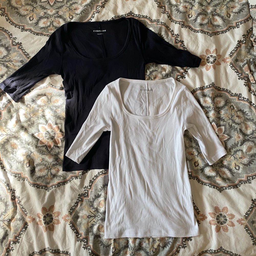 Everlane ribbed Pima scoopneck tee small